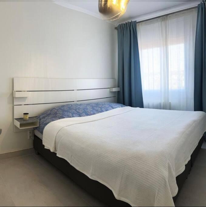Cunit, Front Line With Sea View Appartement Buitenkant foto
