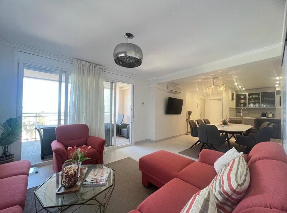 Cunit, Front Line With Sea View Appartement Buitenkant foto
